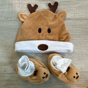 Tender Kisses Baby Reindeer Hat and Bootie Set Sz 0-6M